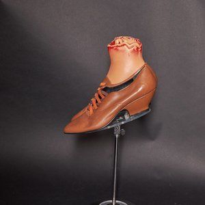 1980s Vintage Candie's Fastrack Brown Heels